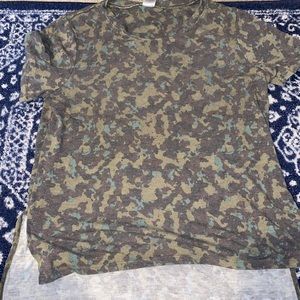 Women’s Camo Shirt
